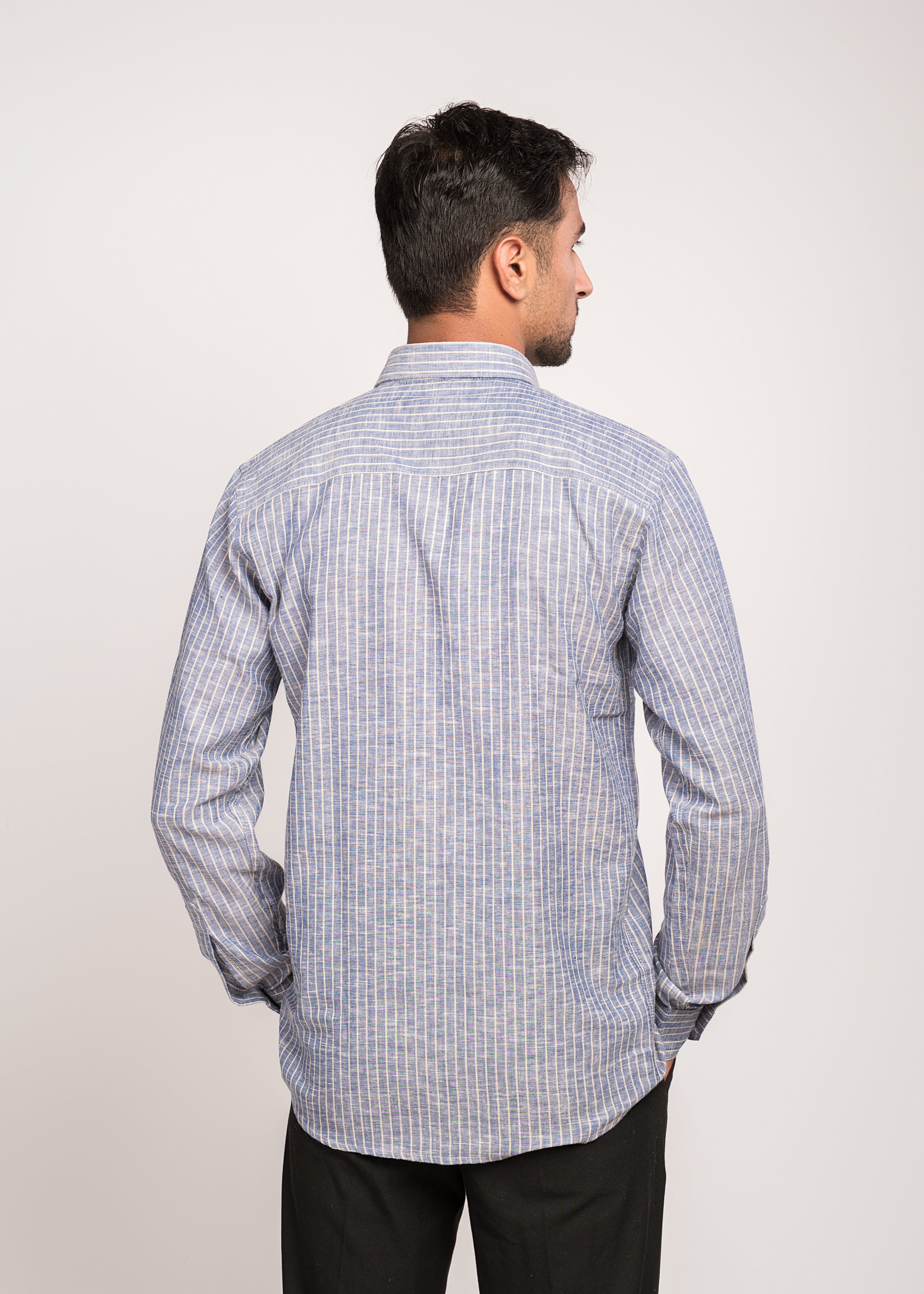 VerveLine Men’s Dual-Tone Light Blue Striped Shirt