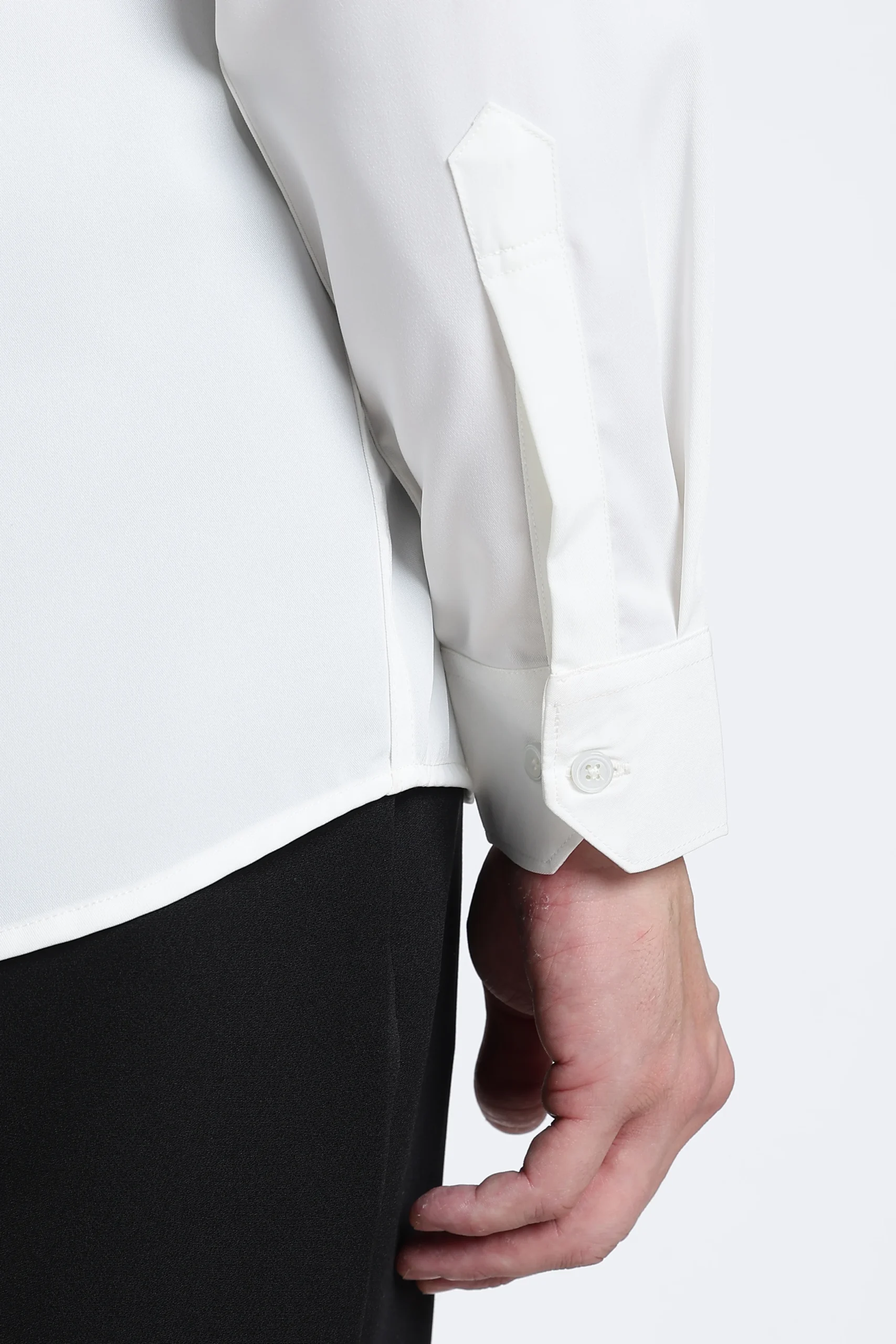 ARMANI WHITE - Image 3